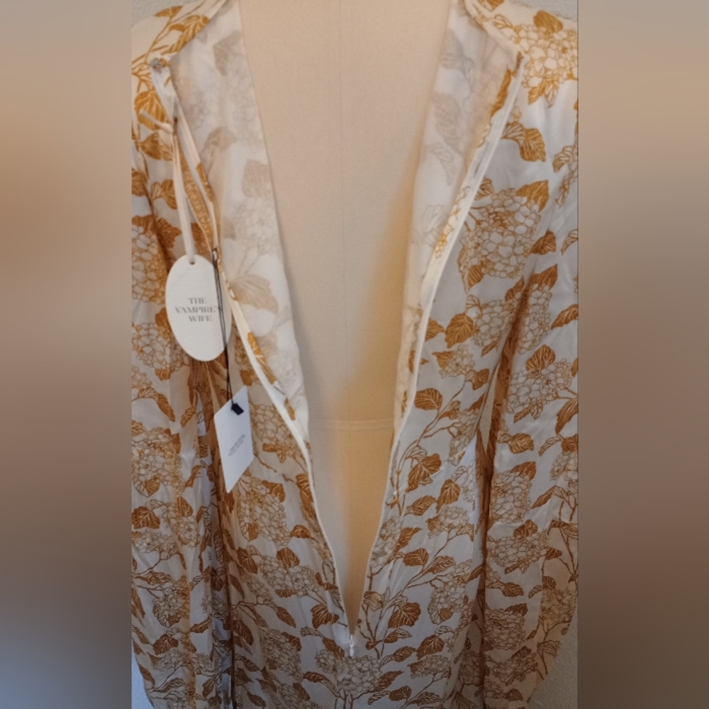 NWT The Vampire's Wife - Picture 3 of 16